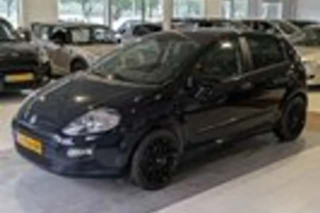 Fiat Punto (2014) thumbnail 2