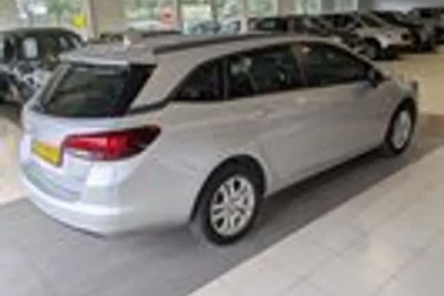 Opel Astra (2017) thumbnail 4
