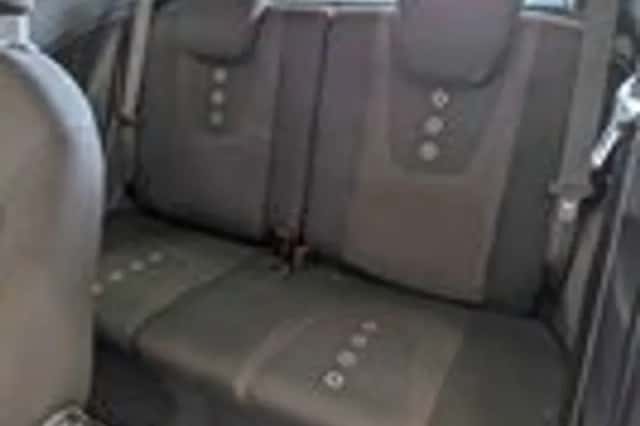 Ford Ka (2012) thumbnail 7
