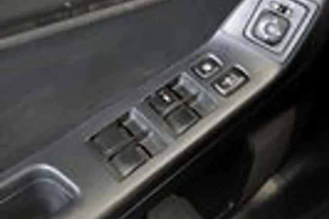 Mitsubishi Lancer (2008) thumbnail 23