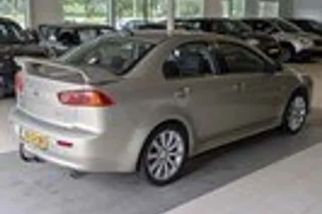 Mitsubishi Lancer (2008) thumbnail 4