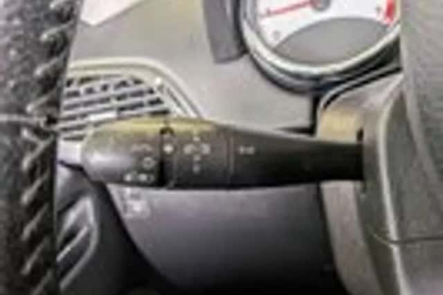 Peugeot 207 (2007) thumbnail 11