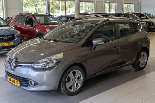 Renault Clio (2015) thumbnail 2