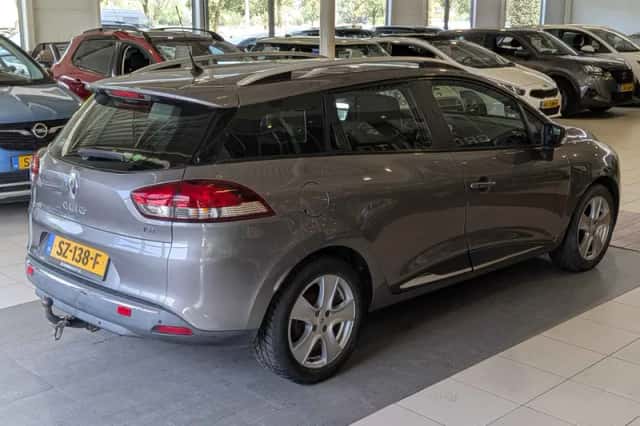 Renault Clio (2015) thumbnail 4