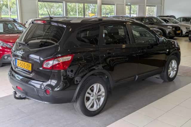 Nissan QASHQAI+2 (2011) thumbnail 4