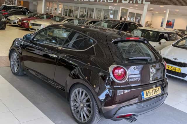 Alfa Romeo Mito (2009) thumbnail 3