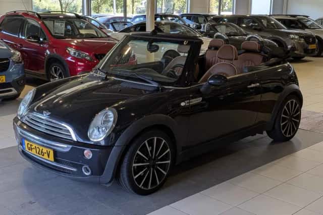 MINI Cooper (2008) thumbnail 2