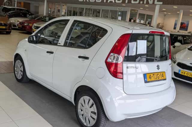 Suzuki Splash (2011) thumbnail 3