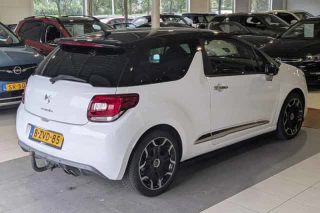 Citroën DS3 (2012) thumbnail 4