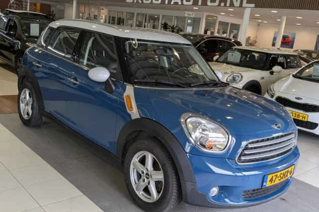 MINI Countryman (2011) thumbnail 1