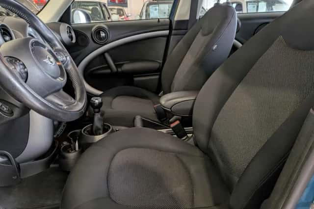 MINI Countryman (2011) thumbnail 6