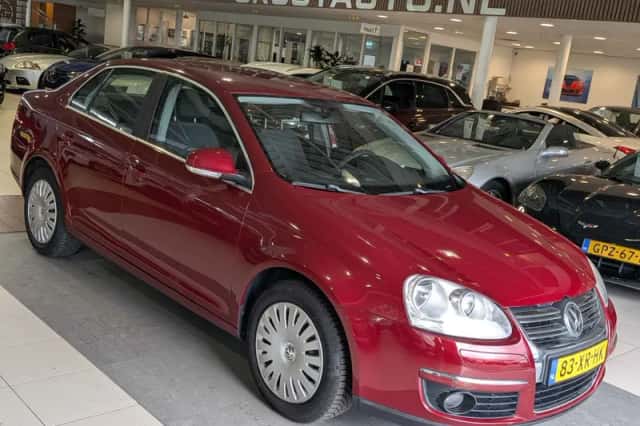 Volkswagen Jetta (2007) thumbnail 1