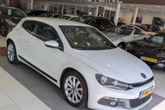 Volkswagen Scirocco (2011) thumbnail 1