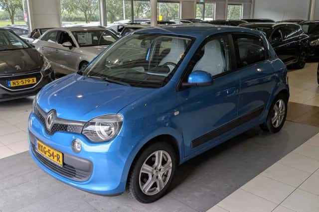 Renault Twingo (2015) thumbnail 2