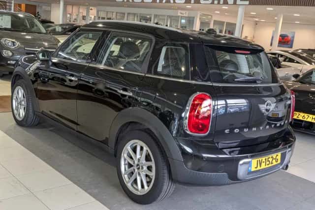MINI Countryman (2014) thumbnail 3