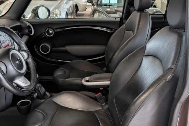 MINI Clubman (2008) thumbnail 6