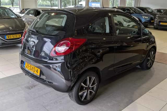 Ford Ka (2012) thumbnail 4