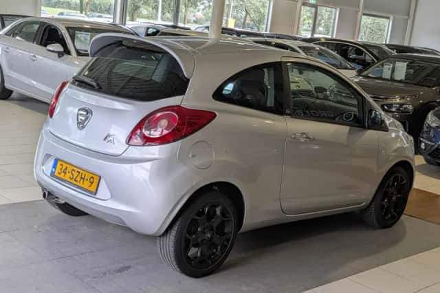 Ford Ka (2012) thumbnail 4