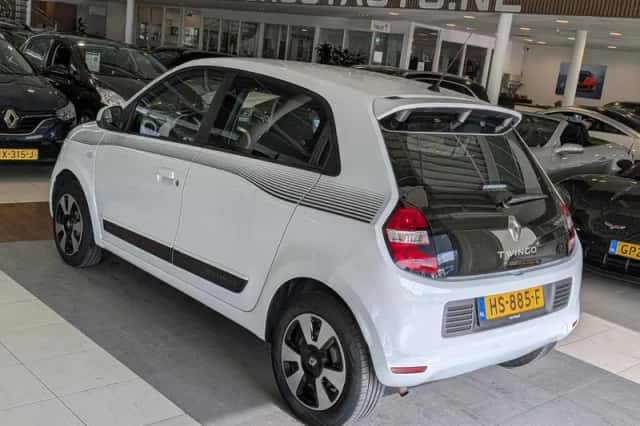 Renault Twingo (2016) thumbnail 3