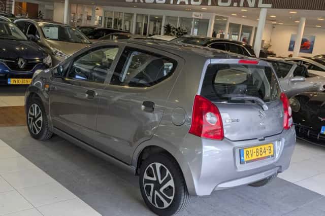 Suzuki Alto (2013) thumbnail 3