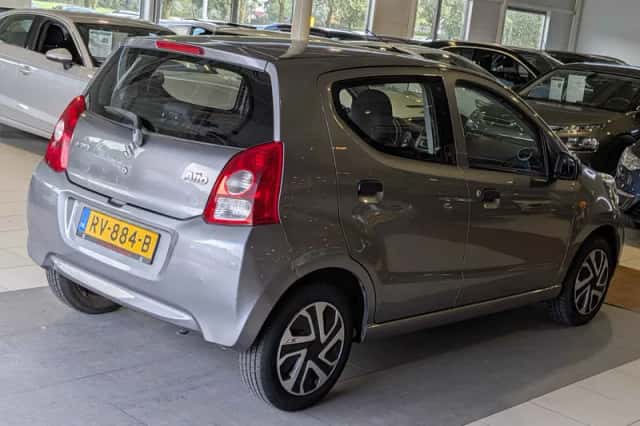Suzuki Alto (2013) thumbnail 4