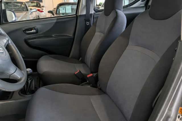 Suzuki Alto (2013) thumbnail 6