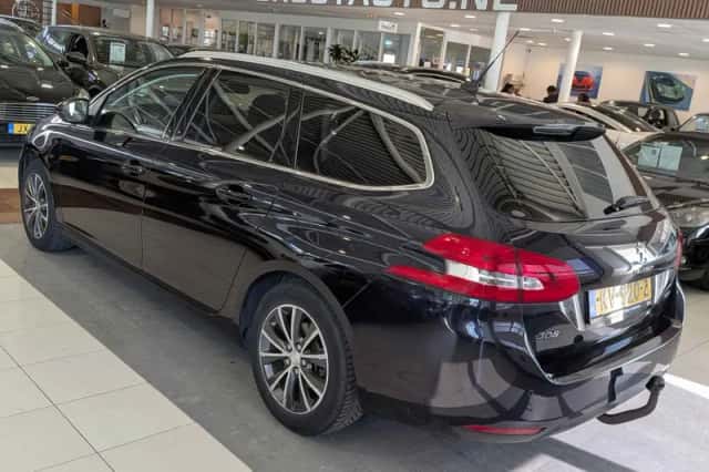 Peugeot 308 (2016) thumbnail 3