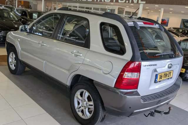Kia Sportage (2006) thumbnail 3