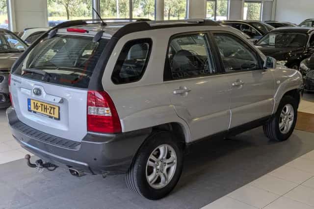 Kia Sportage (2006) thumbnail 4