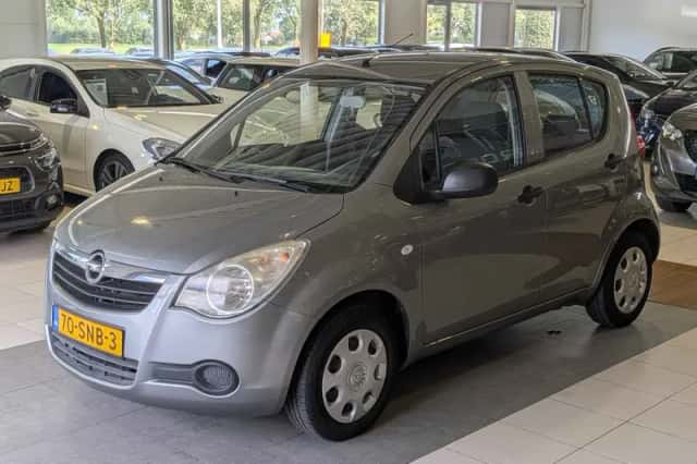 Opel Agila (2011) thumbnail 2