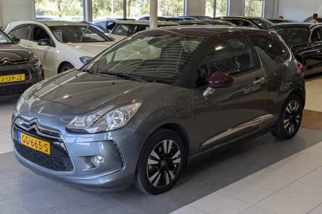 Citroën DS3 (2010) thumbnail 2