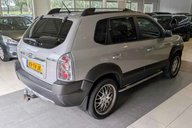 Hyundai Tucson (2007) thumbnail 4