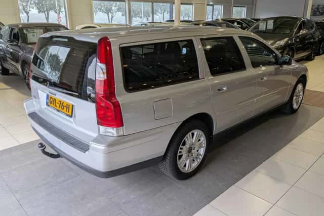 Volvo V70 (2007) thumbnail 4