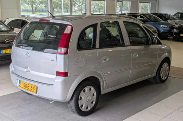 Opel Meriva (2006) thumbnail 4