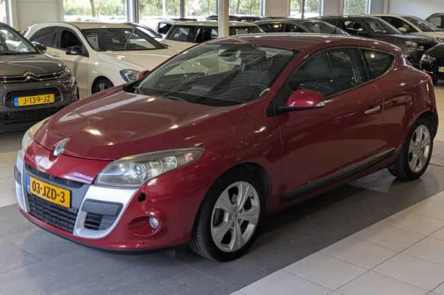 Renault Mégane (2009) thumbnail 2