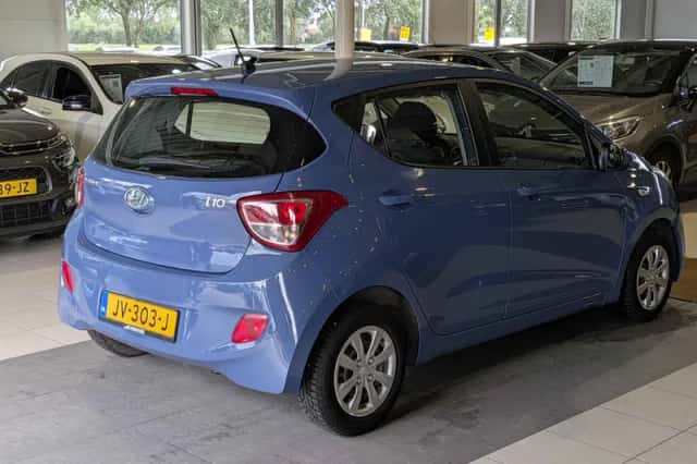 Hyundai i10 (2016) thumbnail 4