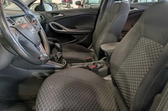 Opel Astra (2019) thumbnail 6