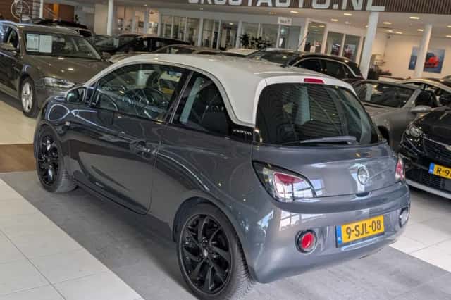 Opel Adam (2013) thumbnail 3