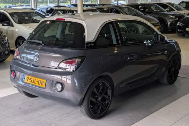 Opel Adam (2013) thumbnail 4