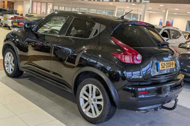 Nissan Juke (2011) thumbnail 3