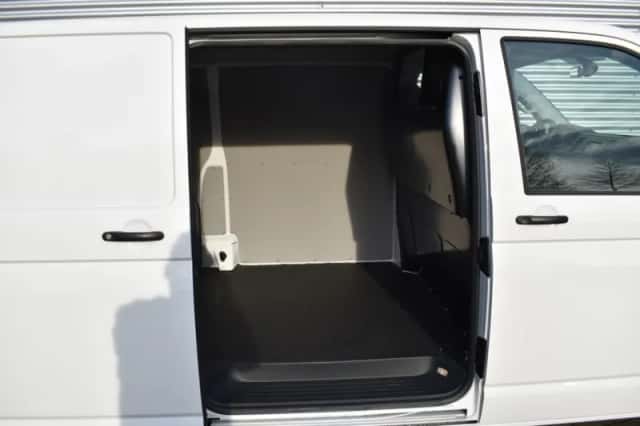 Volkswagen Transporter (2020) thumbnail 9