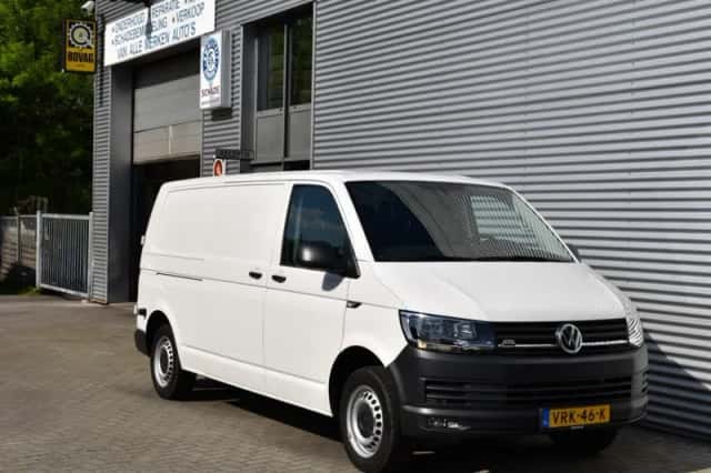 Volkswagen Transporter (2020) thumbnail 12