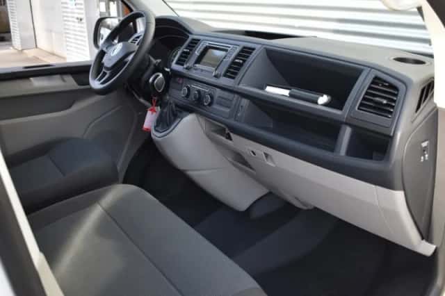 Volkswagen Transporter (2020) thumbnail 25
