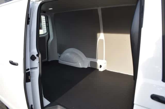 Volkswagen Transporter (2020) thumbnail 7