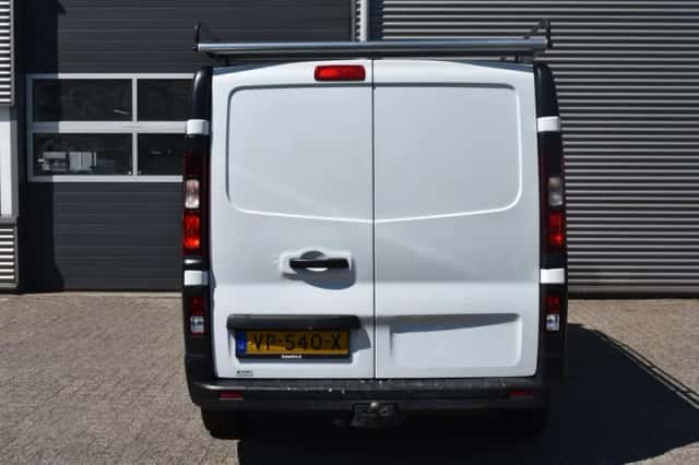 Renault Trafic (2015) thumbnail 7