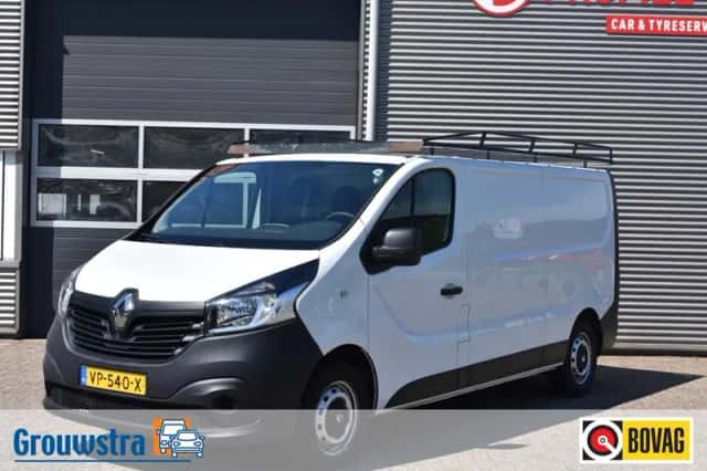 Renault Trafic (2015) thumbnail 1