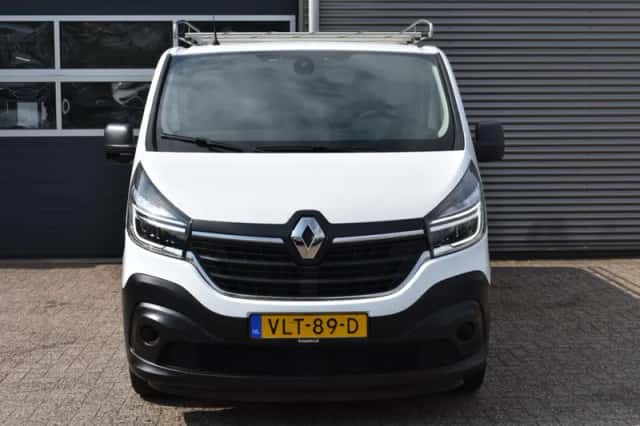 Renault Trafic (2021) thumbnail 4