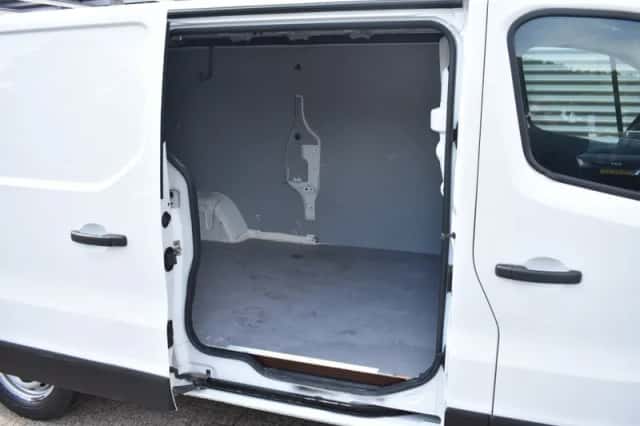 Renault Trafic (2021) thumbnail 6