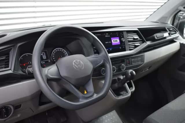 Volkswagen Transporter (2022) thumbnail 19