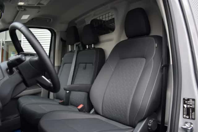 Ford Transit Custom (2025) thumbnail 16